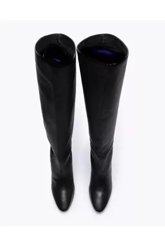 Leather rider boots with heel and stitched buttress 85