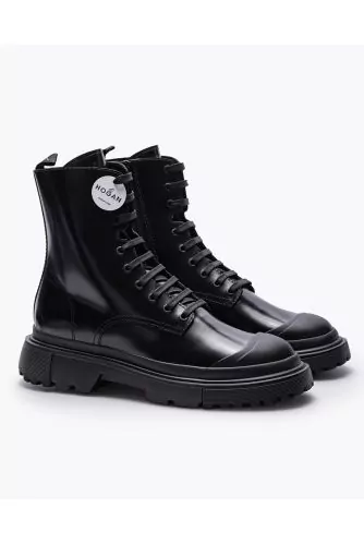 Combat Boot - Bottines en cuir glacé avec semelles crantées