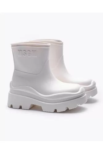 Rubber low boots made of one piece 45