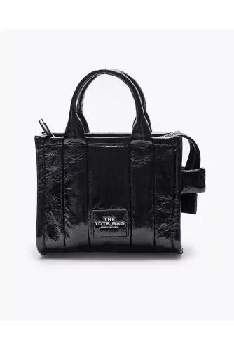 The Shiny Crinkle - Sac en cuir vernis froissé avec bandoulière