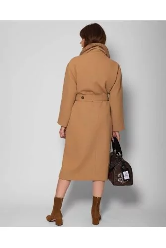 Wool and polyester coat with large collar