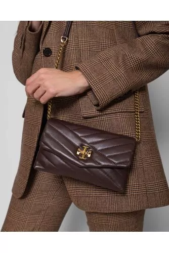 Sac-portefeuille en cuir avec chaine et logo en métal