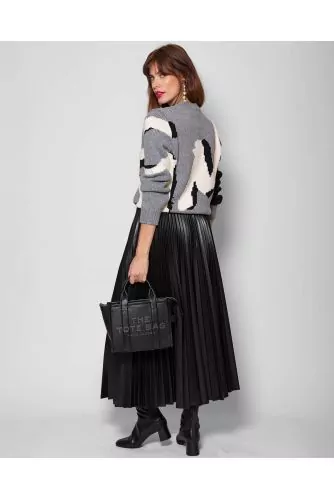 Long pleated skirt in eco leather