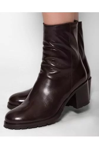 Leather boots with zipper 55