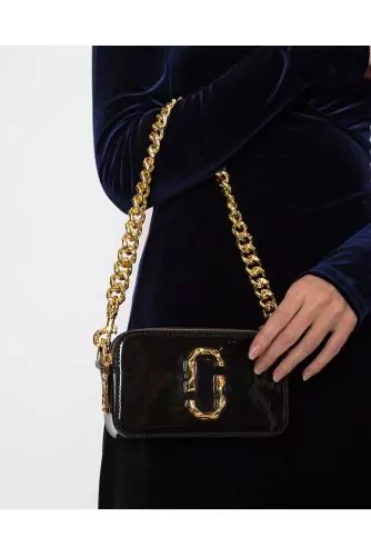 Snapshot - Rectangular patent leather bag with metal logo