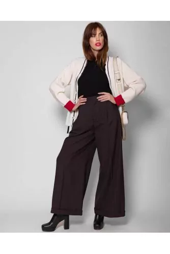Very wide wool pleated trousers