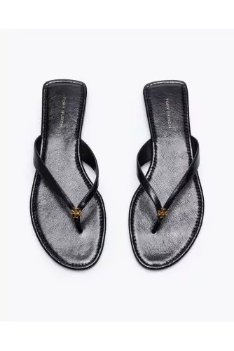 Leather flip-flops with small logo on the middle