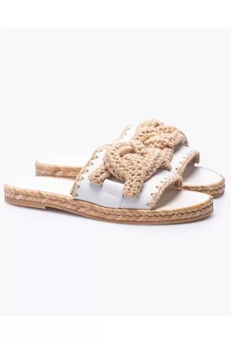 Flat lather mules with raffia link design