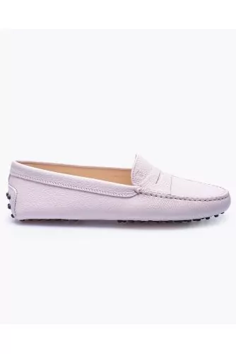 Gommino - Grained leather moccasins with decorative tab