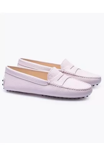 Gommino - Grained leather moccasins with decorative tab