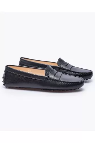 Gommini - Calf leather loafers with tab and stitched top