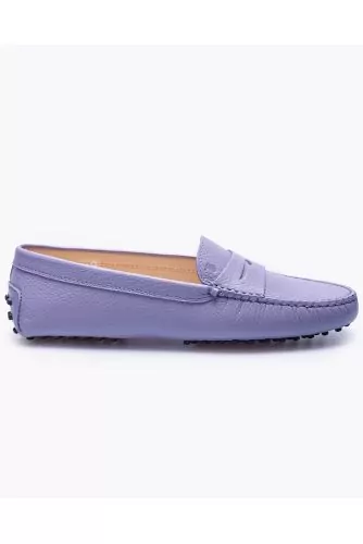 Gommino - Leather loafers with tab and stitched top