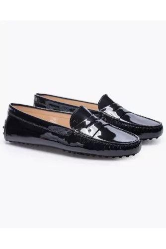 Gommino - Varnished leather moccasins with decorative tab