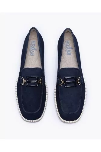 H642 - Suede moccasins with tone on tone bit