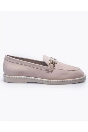 H642 - Suede moccasins with tone on tone bit