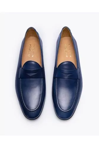 Patina leather loafers with tab and stitched top