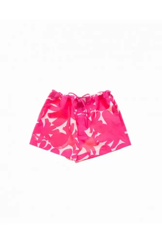 Small shorts with flower print and drawstring