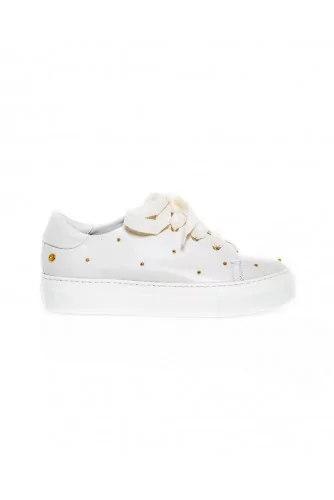 Sneakers Jacques Loup ivory with golden nails for women