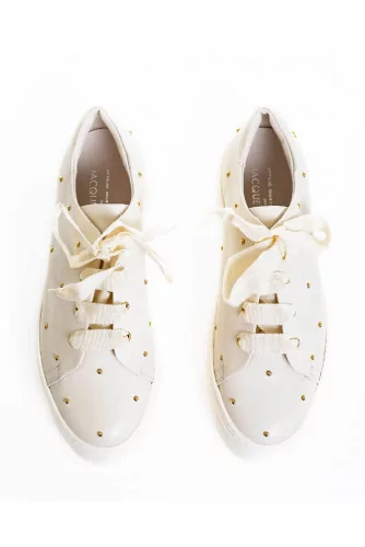 Sneakers Jacques Loup ivory with golden nails for women