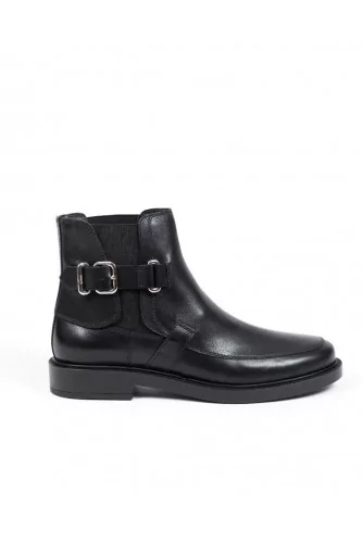 Leather boots with buckle and elastics on the side