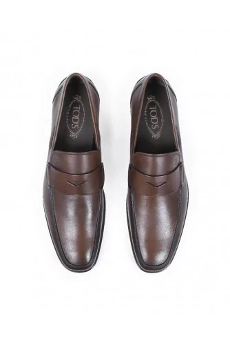 Mocassin Tod's "Classico Fondo" avec patte marron semelle gomme fine pour homme