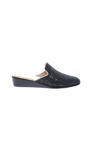 Pearled tissue indoor mules closed-toes 30