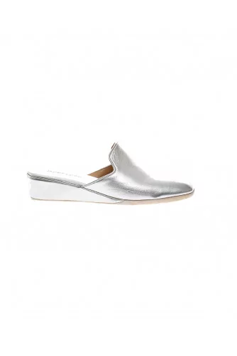 Metallic leather indoor mules with closed toe 30