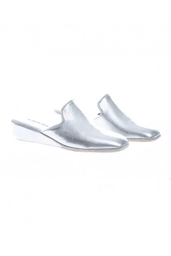 Metallic leather indoor mules with closed toe 30