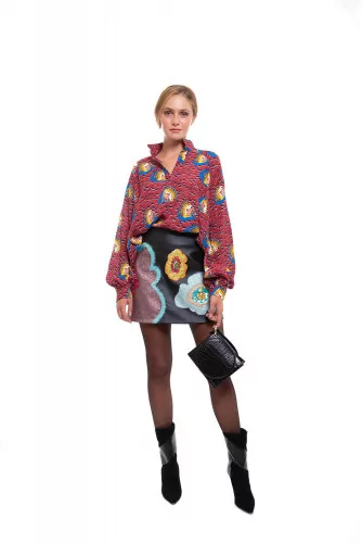 Long sleeves shirt in bordeaux with blue and yellow patterns