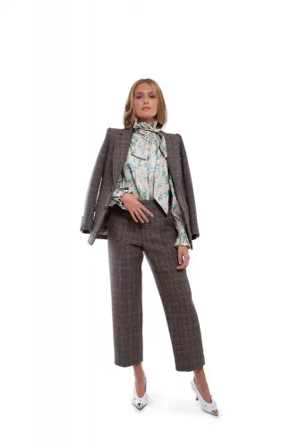 Wool suit with Prince de Galles print