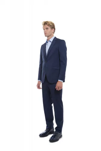 "Attitude Drop 7" Elegant suit with straight cut