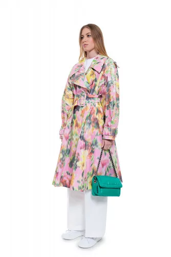 Oversized trench with impressionist floral design