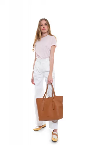 Grained leather shopping bag with handles