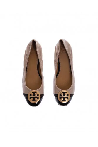 Ballerine Tory Burch "Minnie Cap-Toe Ballet" beige/noir talon 25 mm