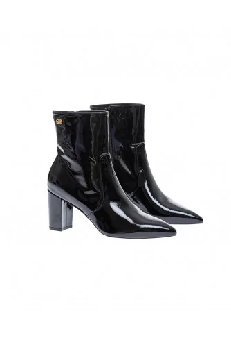 Linaria - Patent leather low boots with zip 75