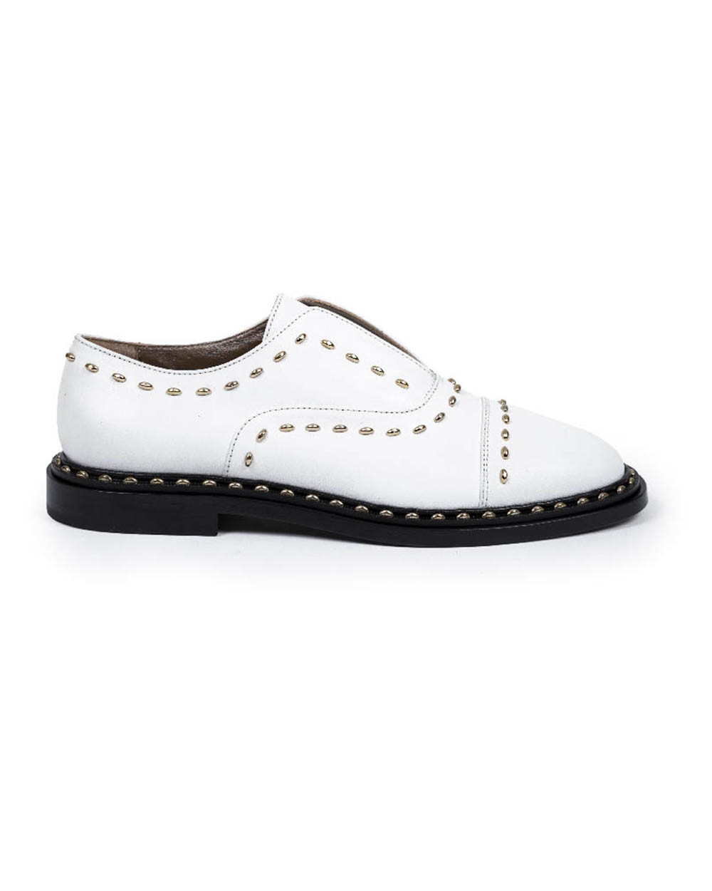 Richelieu en cuir avec clous