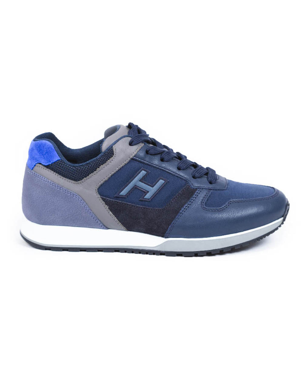 H321 - Baskets en croûte et textile multicolores